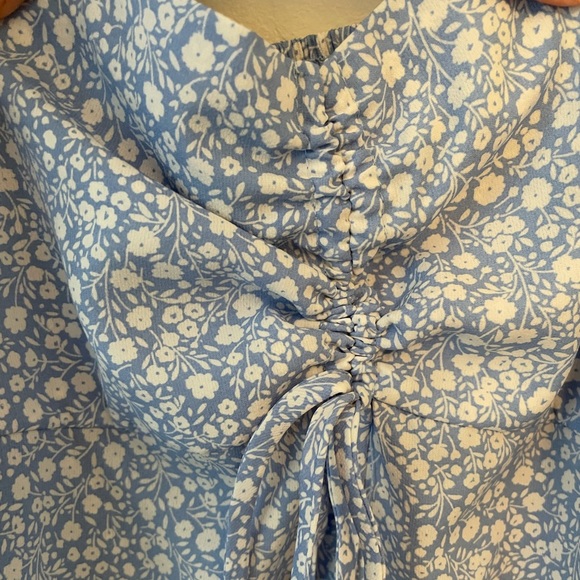 Floral long sleeve - Picture 2 of 3